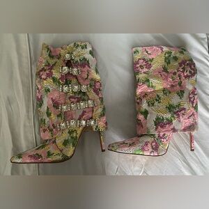 Azalea Wang Pink style Tilley-Multi